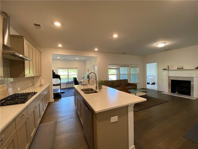 Photo - 5580 Bergeson Wy