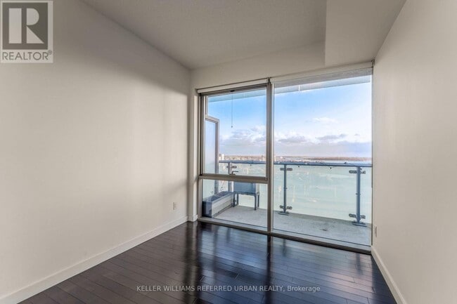 Photo - 70 Distillery Lane Unit 1208