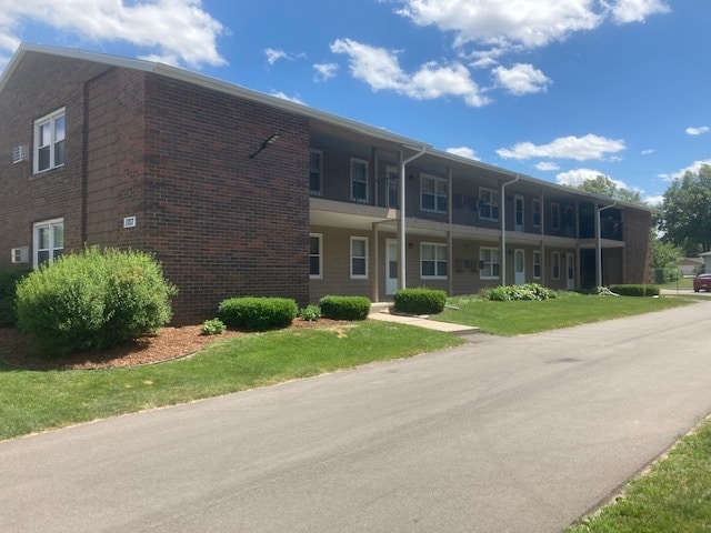 Building Photo - 1707 Western Ave Unit 6