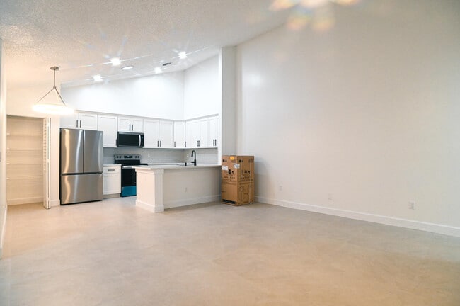 Photo - 1148 Summit Trail Cir