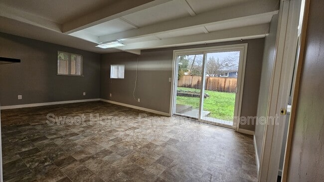 12828 111th Ave NE