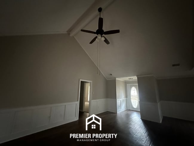 Photo - 968 Boones Hollow Dr