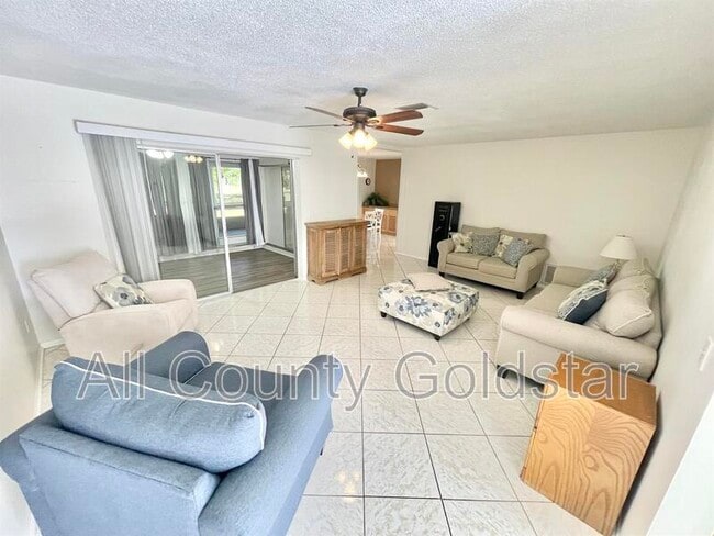 Photo - 1348 Aqui Esta Dr