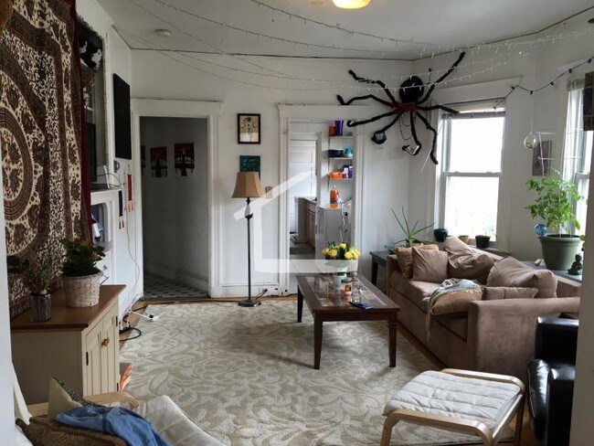 Photo - 208 Kelton St Unit 2