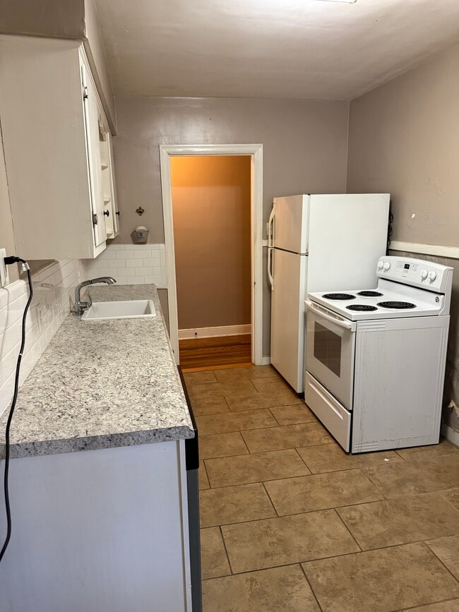 Photo - 2020 Courtland Pl