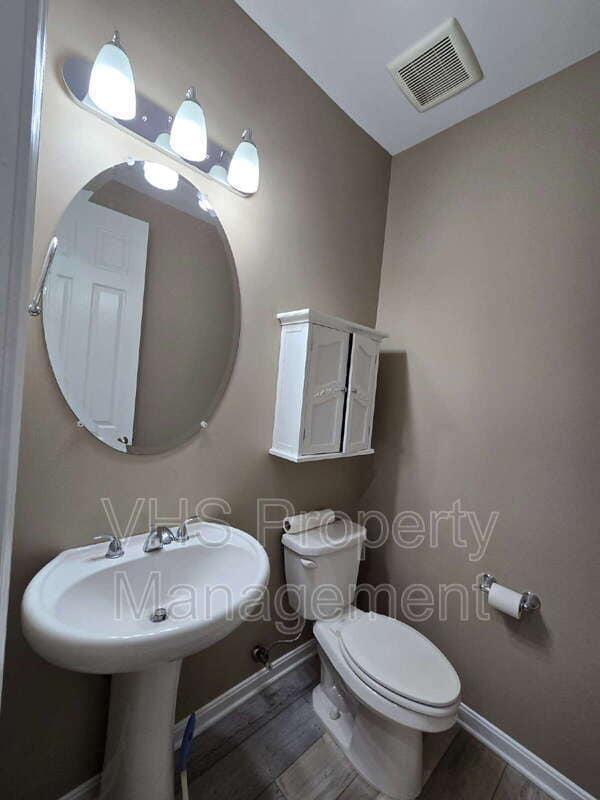 Photo - 721 Electric Ave