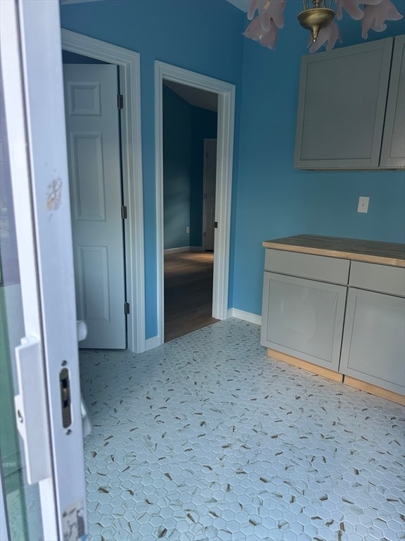 25 Ruth Rd Unit B