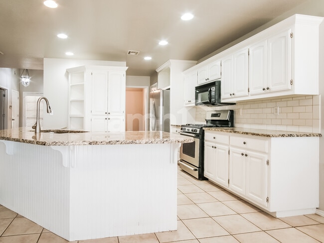 Photo - 1017 West 120th St S