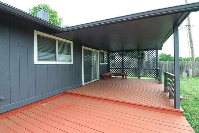 Photo - Total Remodel in Bentree - 3bed 2 bath!
