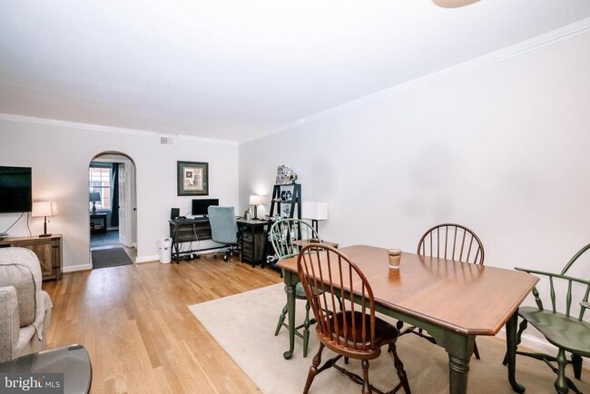 Photo - 26 S Old Glebe Rd Unidad 305-B