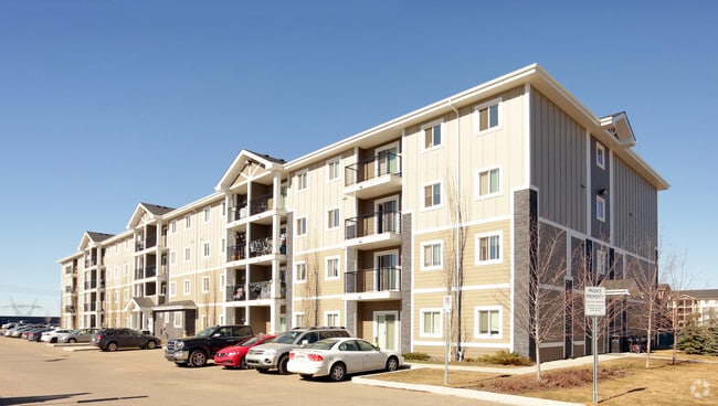 Building Photo - MacTaggart Place