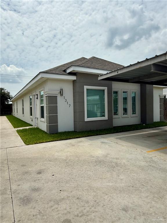 Building Photo - 21 S Xanthia St