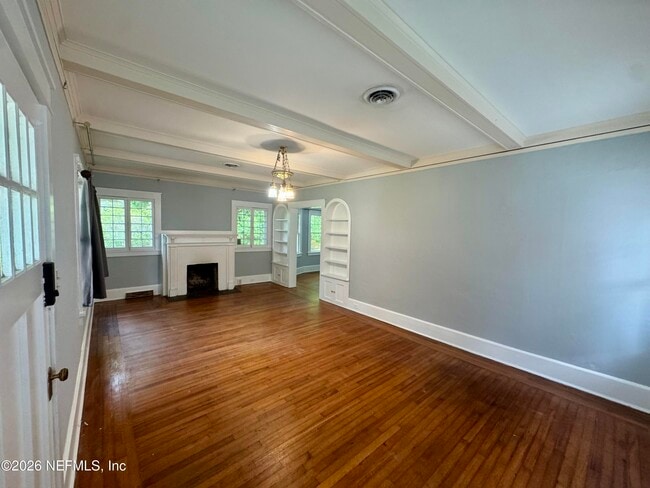 Photo - 2750 Downing St