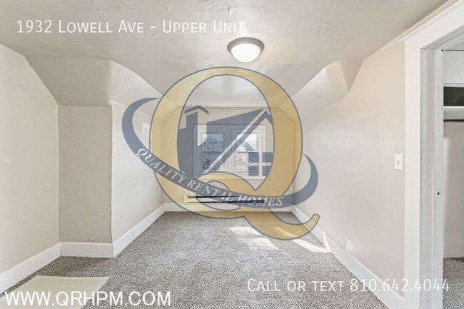 Photo - 1932 Lowell Ave Unit Upper