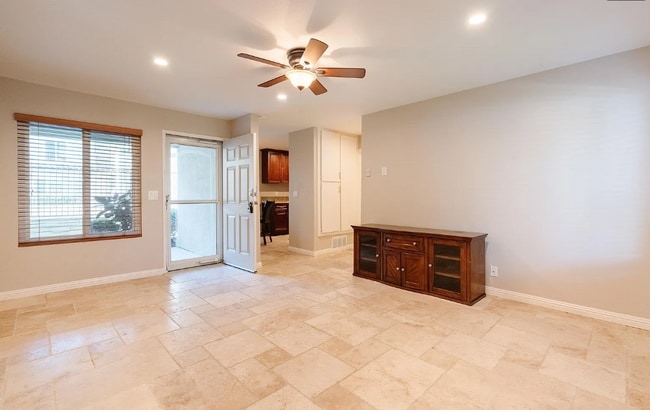 Photo - 13754 Mango Dr