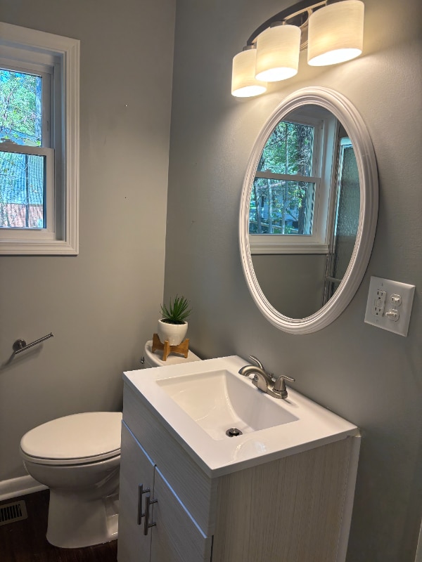 Photo - 1205 Crabtree Blvd