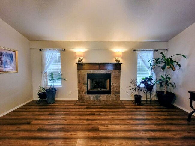 Photo - 421 Nordstrom Avenue