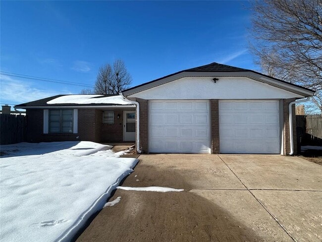 Building Photo - 8441 NW 92nd St