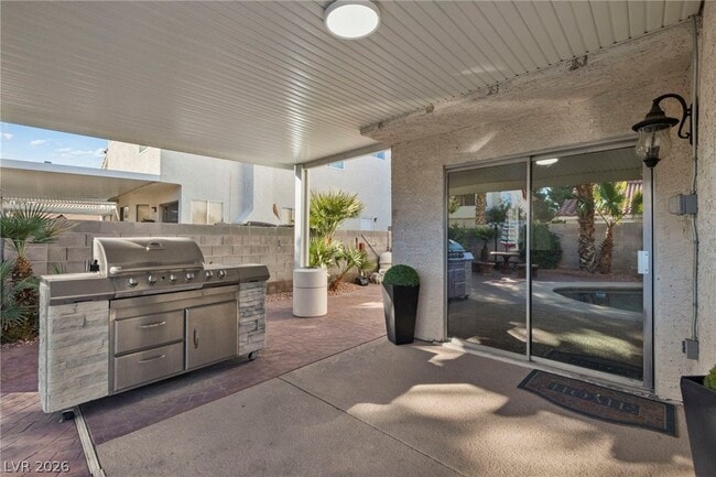 Photo - 449 Rutherford Cir