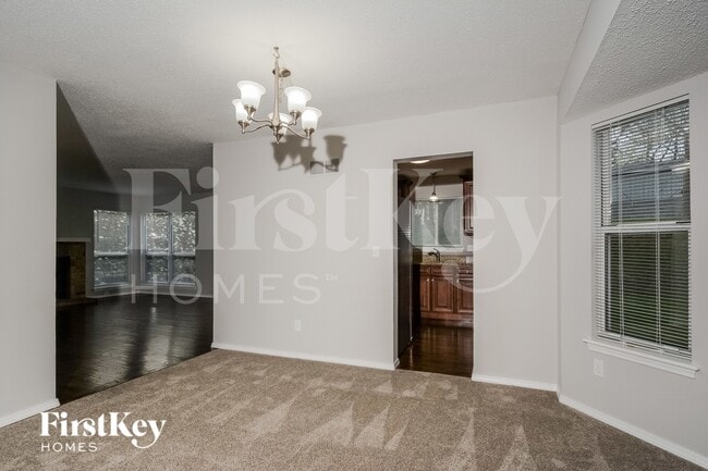 457 Oak Glen Dr