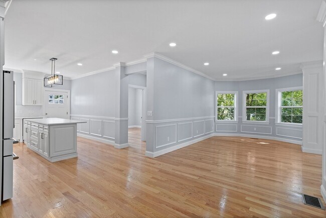 Photo - 98 Carroll St Unit 98