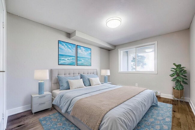 Photo - Talisman Square