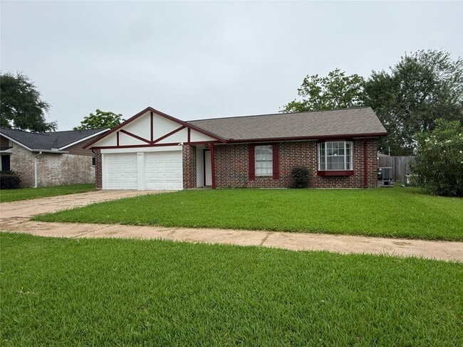 Building Photo - 10519 Kirkglen Dr
