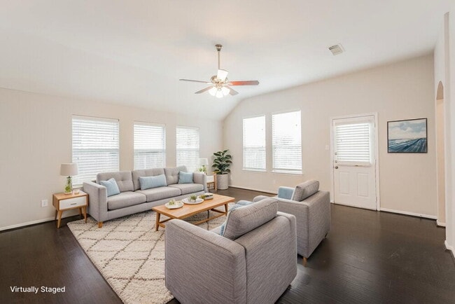 Photo - 8011 Thorncroft Manor Ln