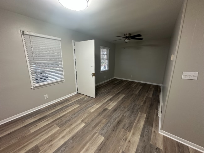 Photo - 123 S Sam Davis Ave Unidad 5