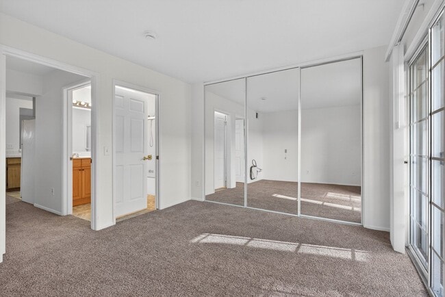 Photo - 3485 Linden Ave