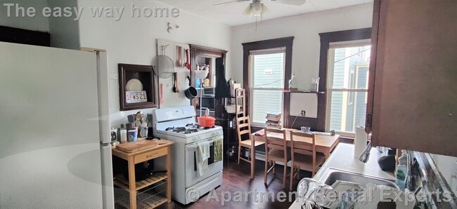 Photo - 122 Columbia St Unit #2