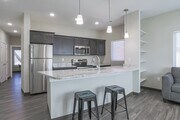 2 HAB, 1 BA - Cocina