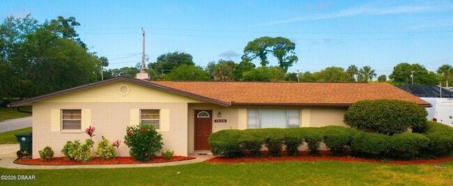 Building Photo - 1436 Suwanee Rd