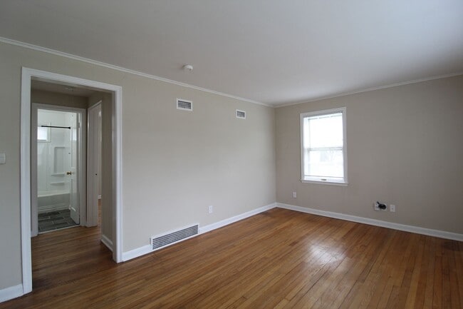 Photo - 1 Bedroom 1 Bath Duplex in Navy Hill Area in Olathe
