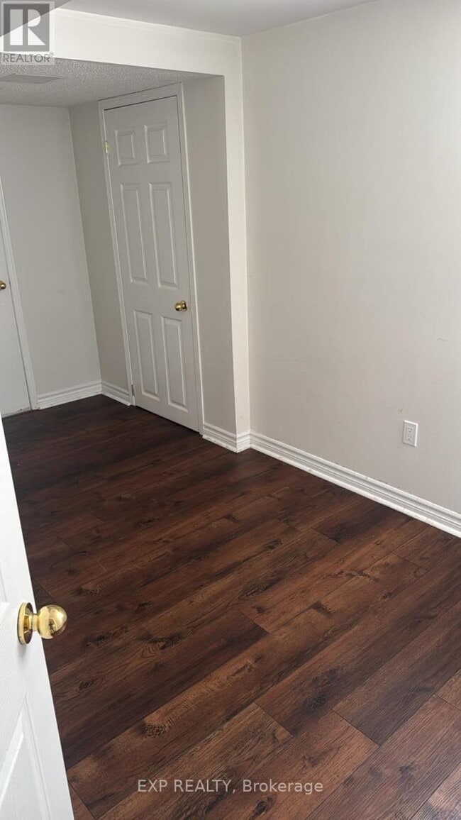 Photo - 99 Rollingwood Dr
