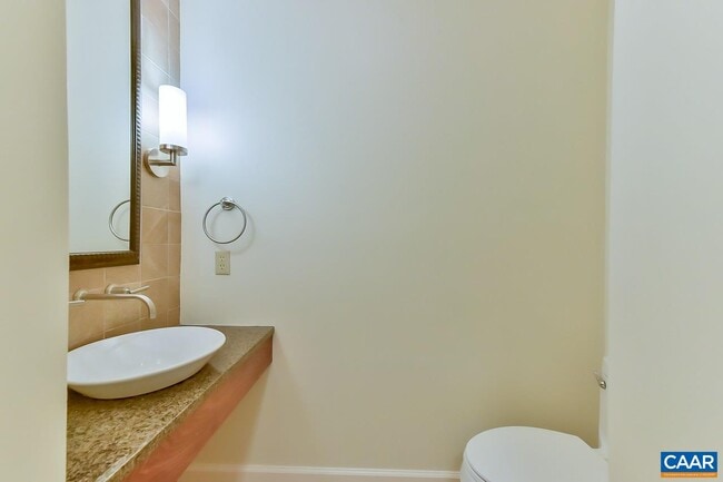 Photo - 1012 Wildmere Pl
