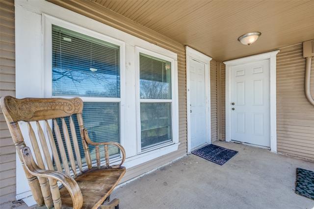 Photo - 701 Lakey St