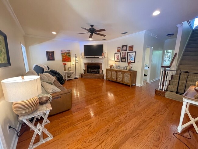 Photo - 31072 Oakleigh Dr