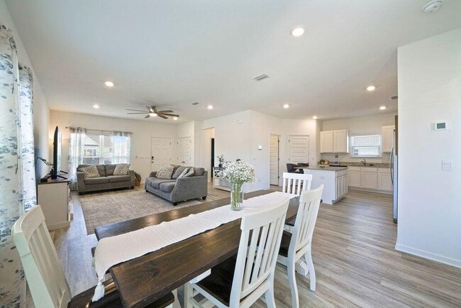 Photo - 51 Woodsorrel St