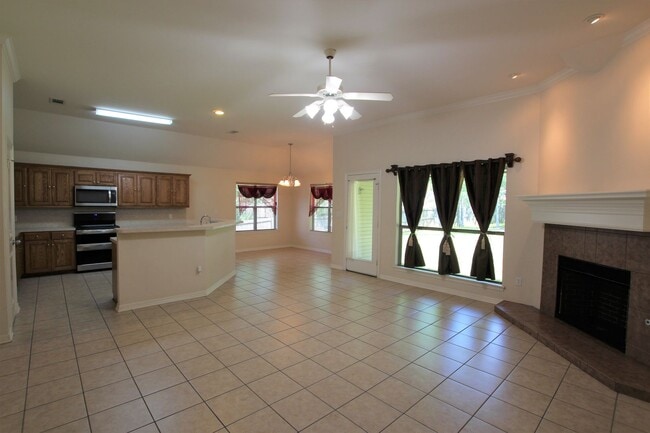 Photo - Lease Take Over! Stunning 3 Bed 2 Bath Home in Tyler, TX!