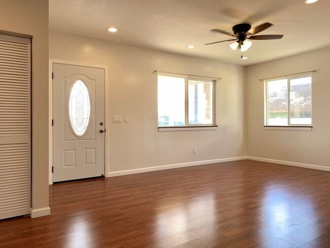 Photo - Lam, Clyde or Patcharee Unit 2 Bed