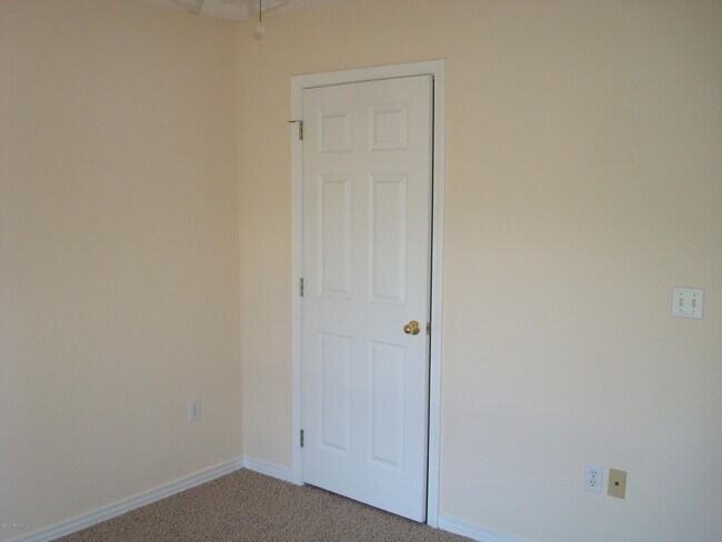 Photo - 7501 Cliff Cottage Dr