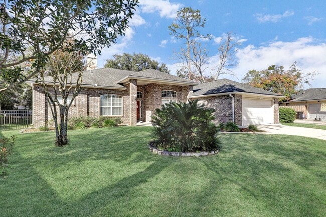 Photo - Great 4 bedroom/ 2 bathroom home in Eagle Harbor