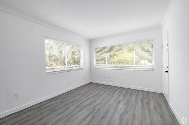 2BR, 1BA - 855SF - Bedroom