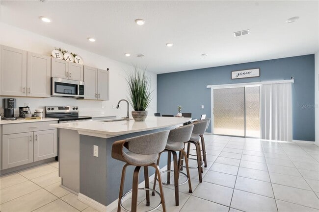 Photo - 2986 Canary Ave