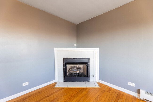 Photo - 7718 S Jeffery Blvd