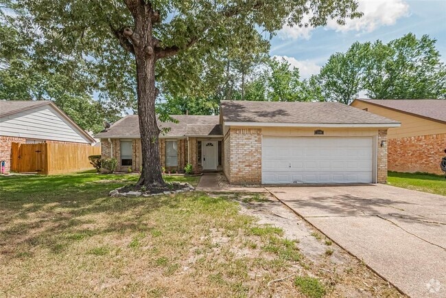 Building Photo - 2606 Lexington Woods Dr Rental