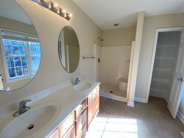 Photo - 1978 Ferbow St