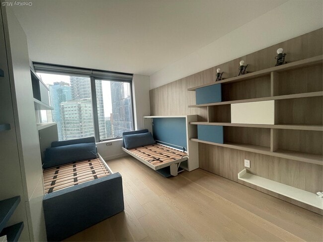 Photo - 23-15 44th Dr