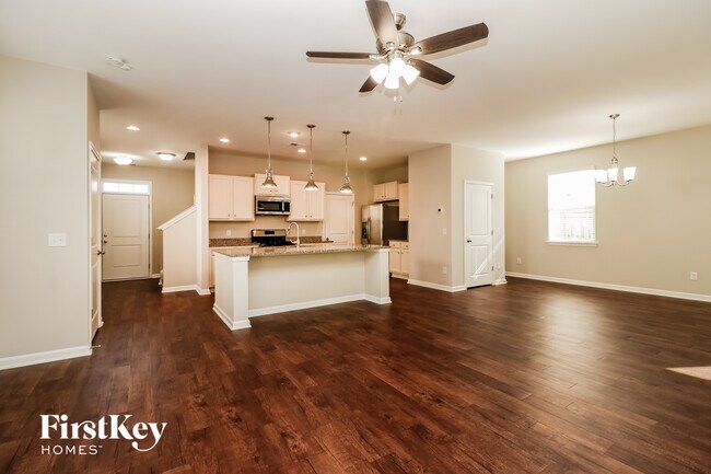 Photo - 516 Glady Rd